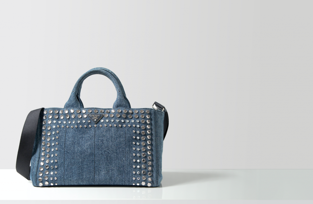 買取りから見えてくるプラダ(PRADA)の定番・人気アイテム｜素材や保管