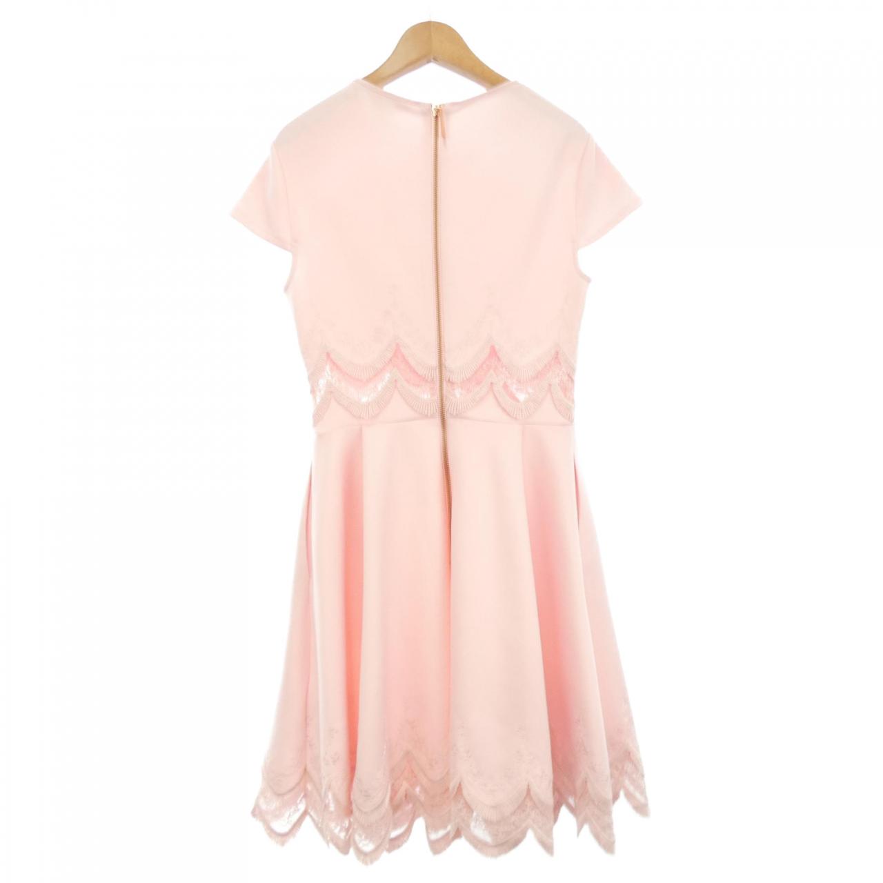 コメ兵 テッドベーカー Ted Baker ワンピース テッドベーカー レディースファッション トップス その他 公式 日本最大級のリユースデパートkomehyo