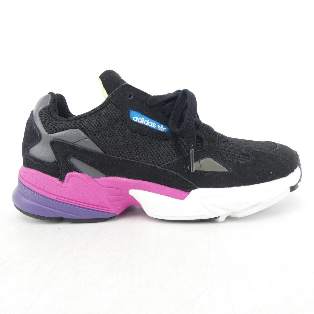 コメ兵 アディダス Adidas スニーカー アディダス メンズファッション シューズ スニーカー 公式 日本最大級のリユースデパートkomehyo