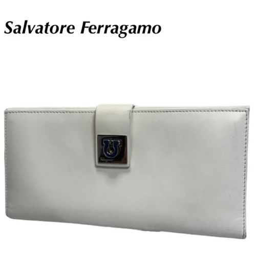 Salvatore Ferragamoガンチーニ/長財布/レザーのフリマ商品 | KANTE 