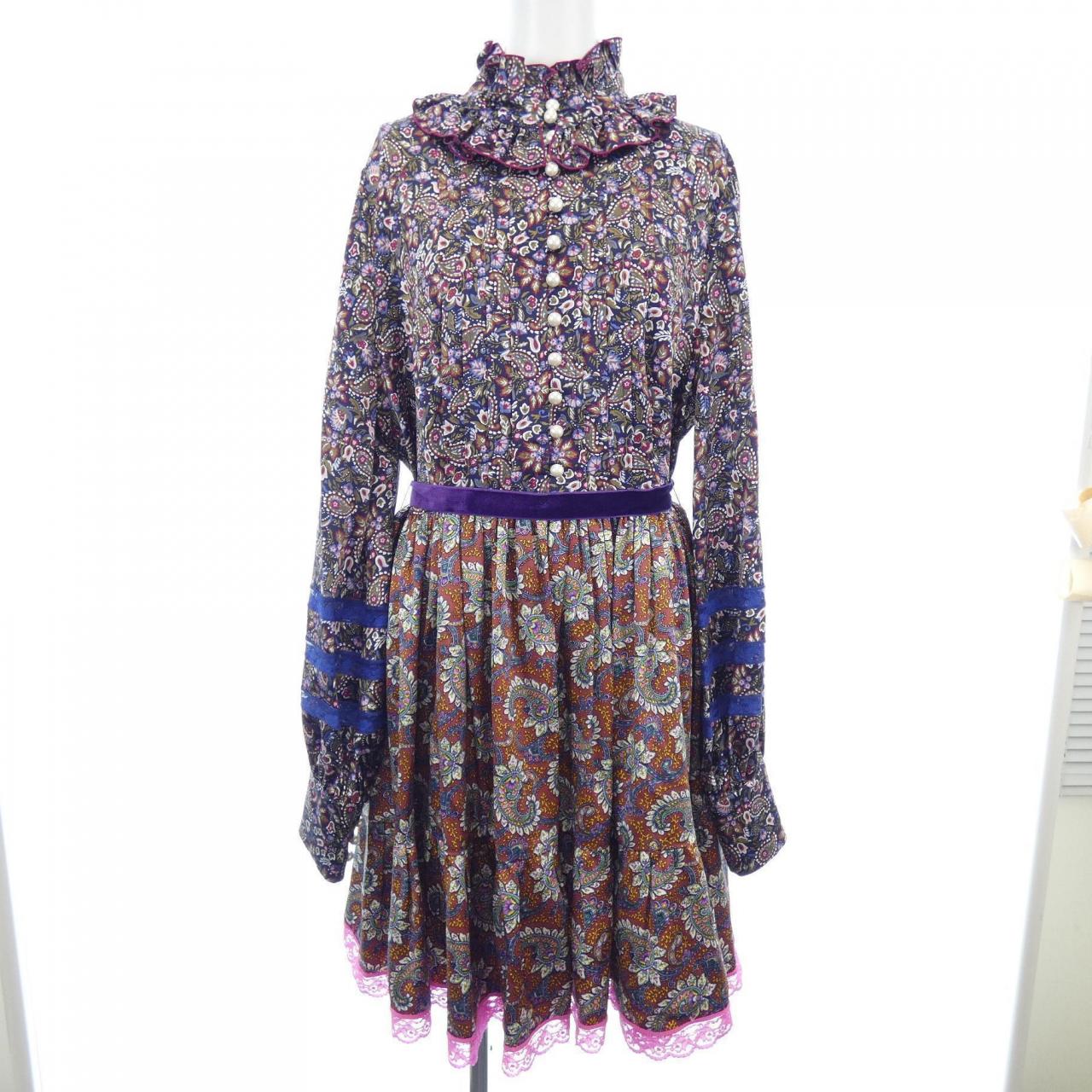 コメ兵 マークジェイコブス Marc Jacobs ワンピース マークジェイコブス レディースファッション トップス その他 公式 日本最大級のリユースデパートkomehyo