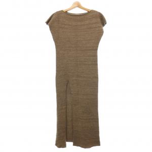 コメ兵 ステファンシュナイダー Stephan Schneider ワンピース ステファン シュナイダー レディースファッション トップス その他 公式 日本最大級のリユースデパートkomehyo