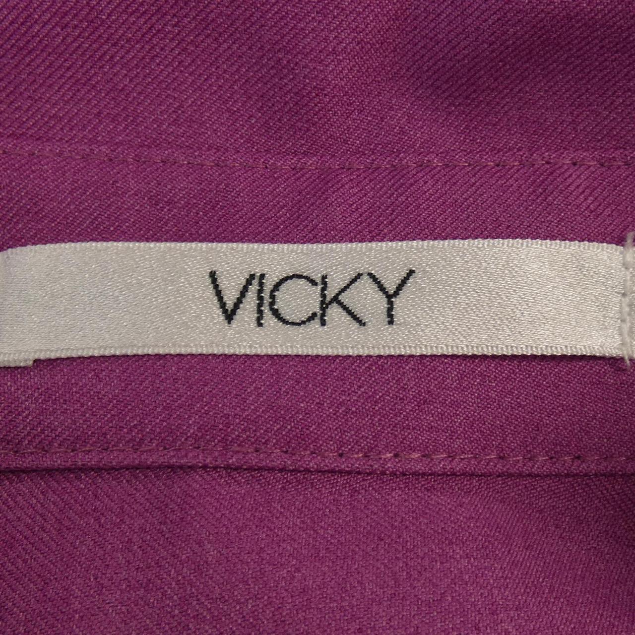 コメ兵 ビッキー Vicky ワンピース ビッキー レディースファッション トップス その他 公式 日本最大級のリユースデパートkomehyo