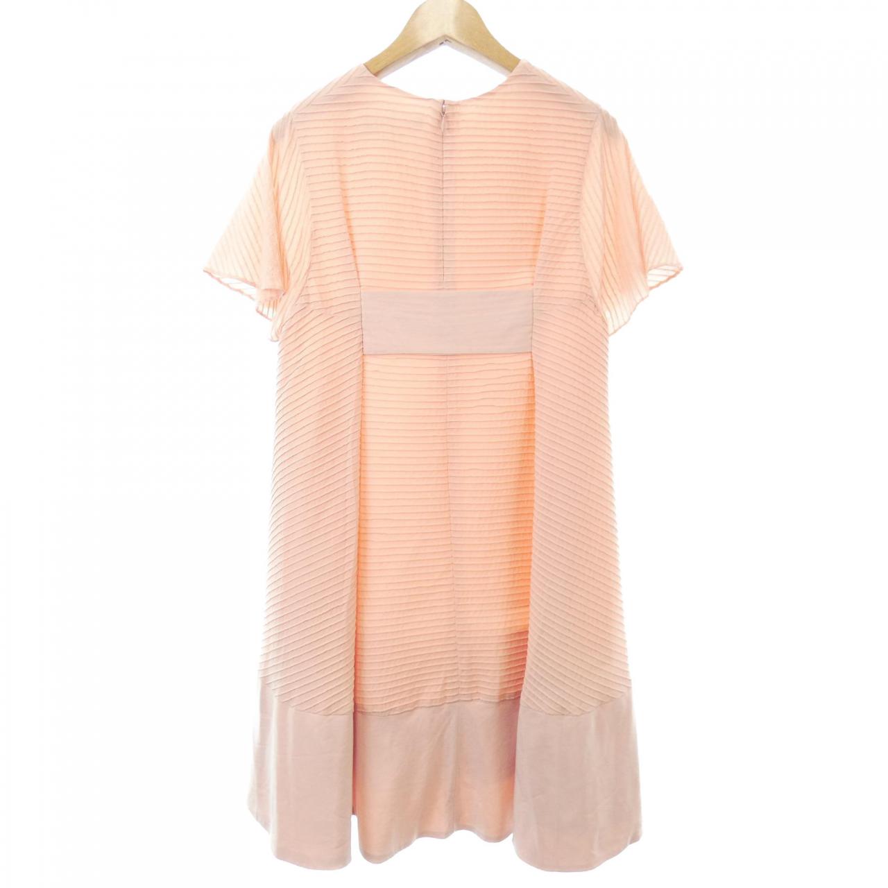 コメ兵 バレンシアガ Balenciaga ワンピース バレンシアガ レディースファッション トップス その他 公式 日本最大級のリユースデパートkomehyo