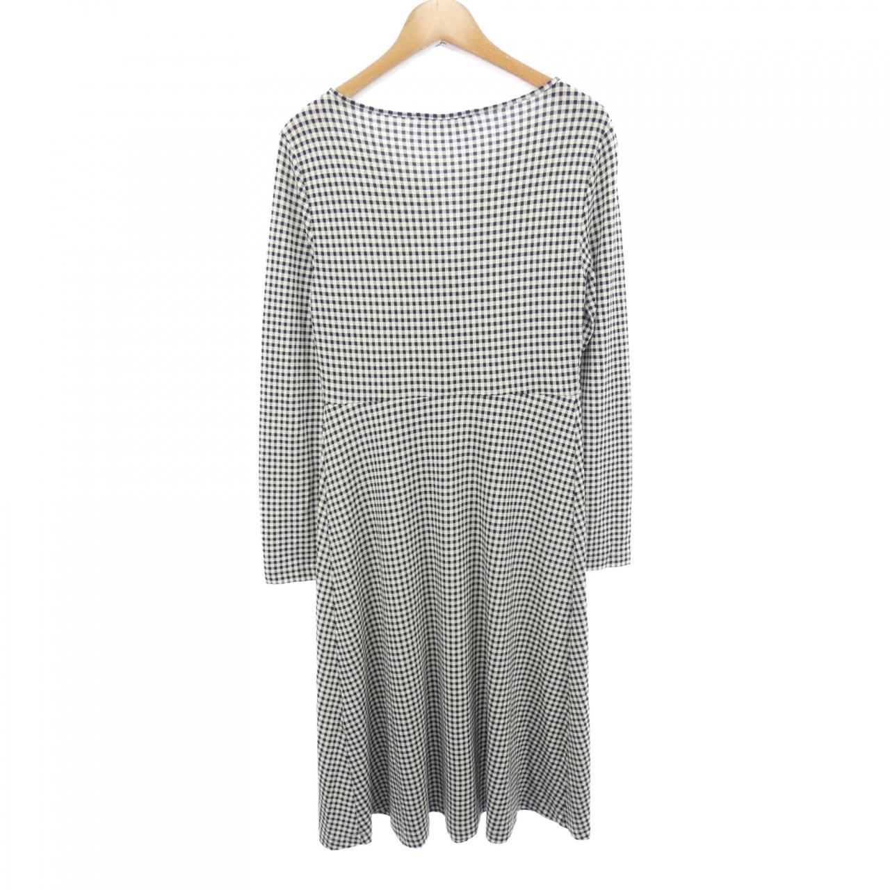 コメ兵 マックスマーラウィークエンド Max Mara Weekend カットワンピース マックスマーラウィークエンド レディースファッション トップス その他 公式 日本最大級のリユースデパートkomehyo