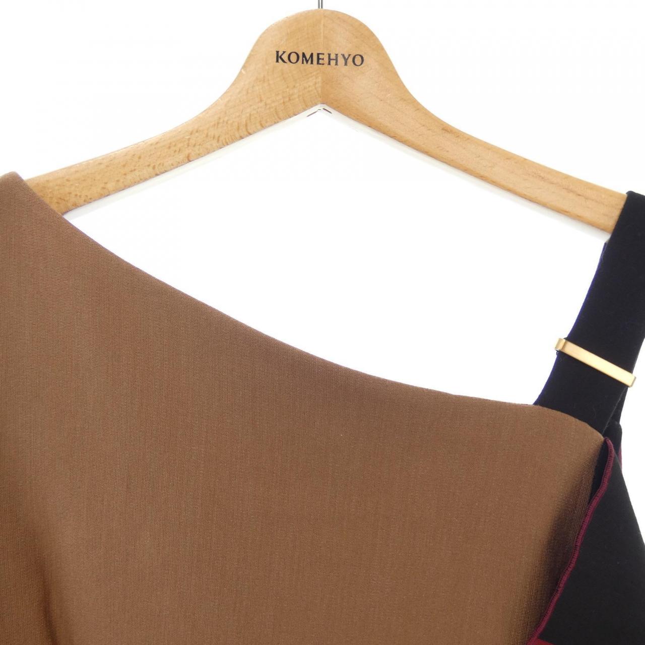 コメ兵 エスカーダ Escada ワンピース エスカーダ レディースファッション トップス その他 公式 日本最大級のリユースデパートkomehyo