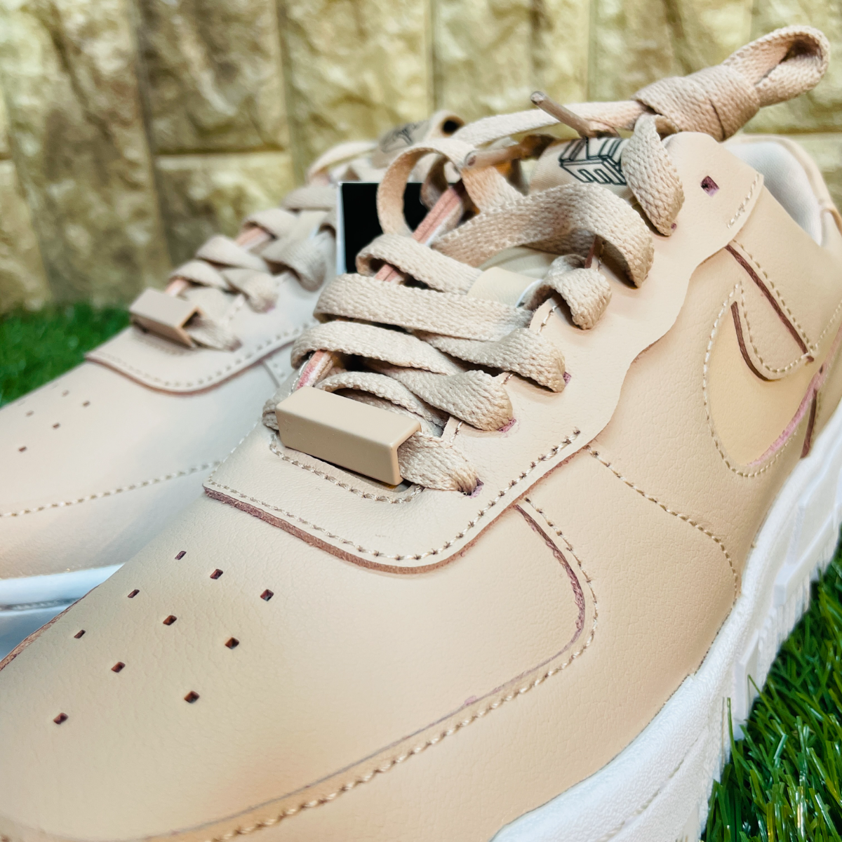 25 5cm ナイキ エアフォース１ ピクセル Nike レディース スニーカー 厚底 Af1のフリマ商品 Kante Komehyo