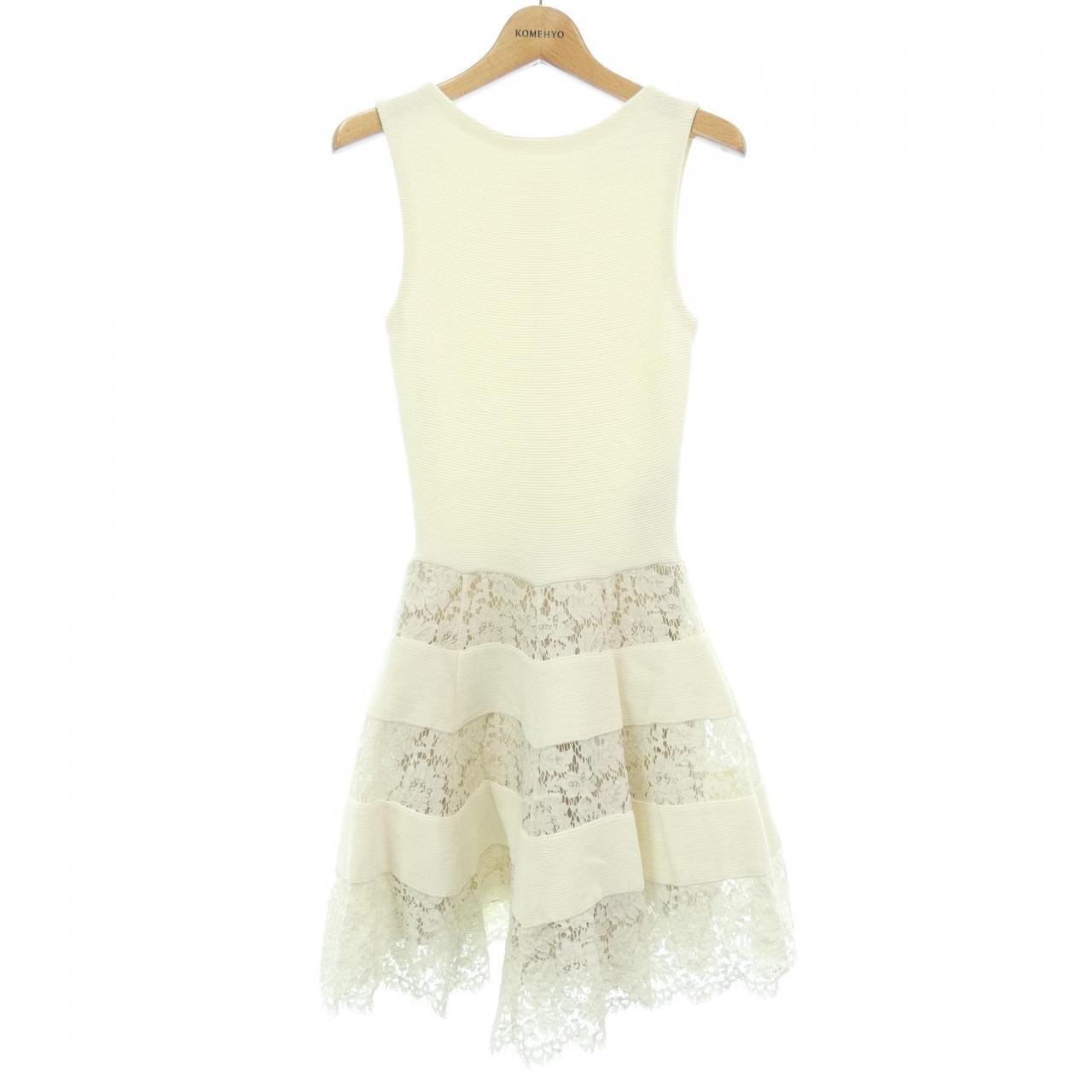 コメ兵 ヴァレンティノ Valentino ワンピース ヴァレンティノ レディースファッション トップス その他 公式 日本最大級のリユースデパートkomehyo