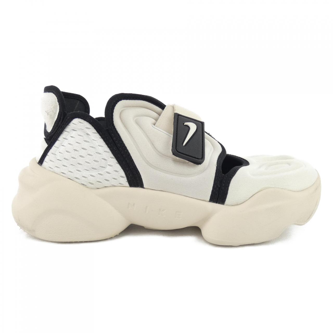 コメ兵 ナイキ Nike スニーカー ナイキ レディースファッション シューズ スニーカー 公式 日本最大級のリユースデパートkomehyo