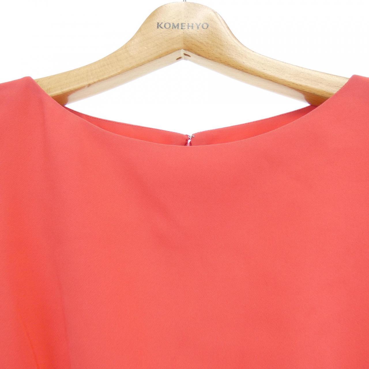 コメ兵 ヴァレンティノ Valentino ワンピース ヴァレンティノ レディースファッション トップス その他 公式 日本最大級のリユースデパートkomehyo