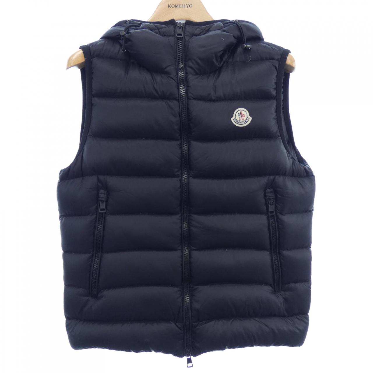 コメ兵 モンクレール Moncler ダウンベスト モンクレール メンズファッション アウター ジャケット ダウンベスト 公式 日本最大級のリユースデパートkomehyo