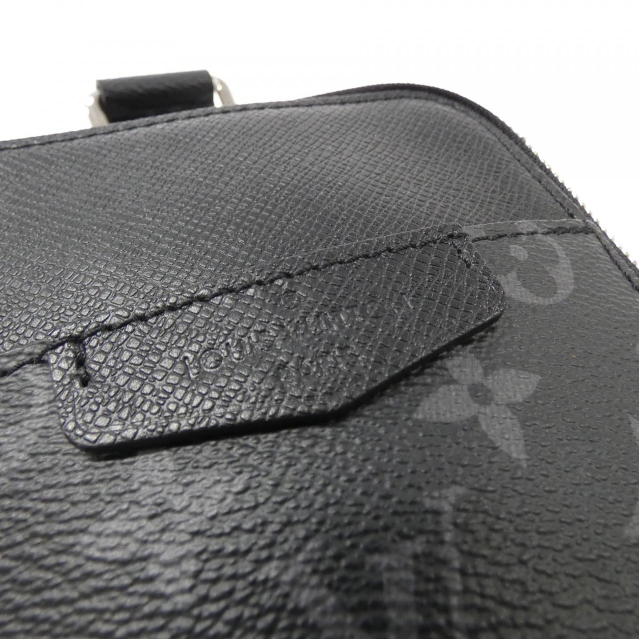 バッグ Louis Vuitton TaigaEclipseMessenger Louis Vuitton Taiga Vertical Tote Bag Black Men's M30811