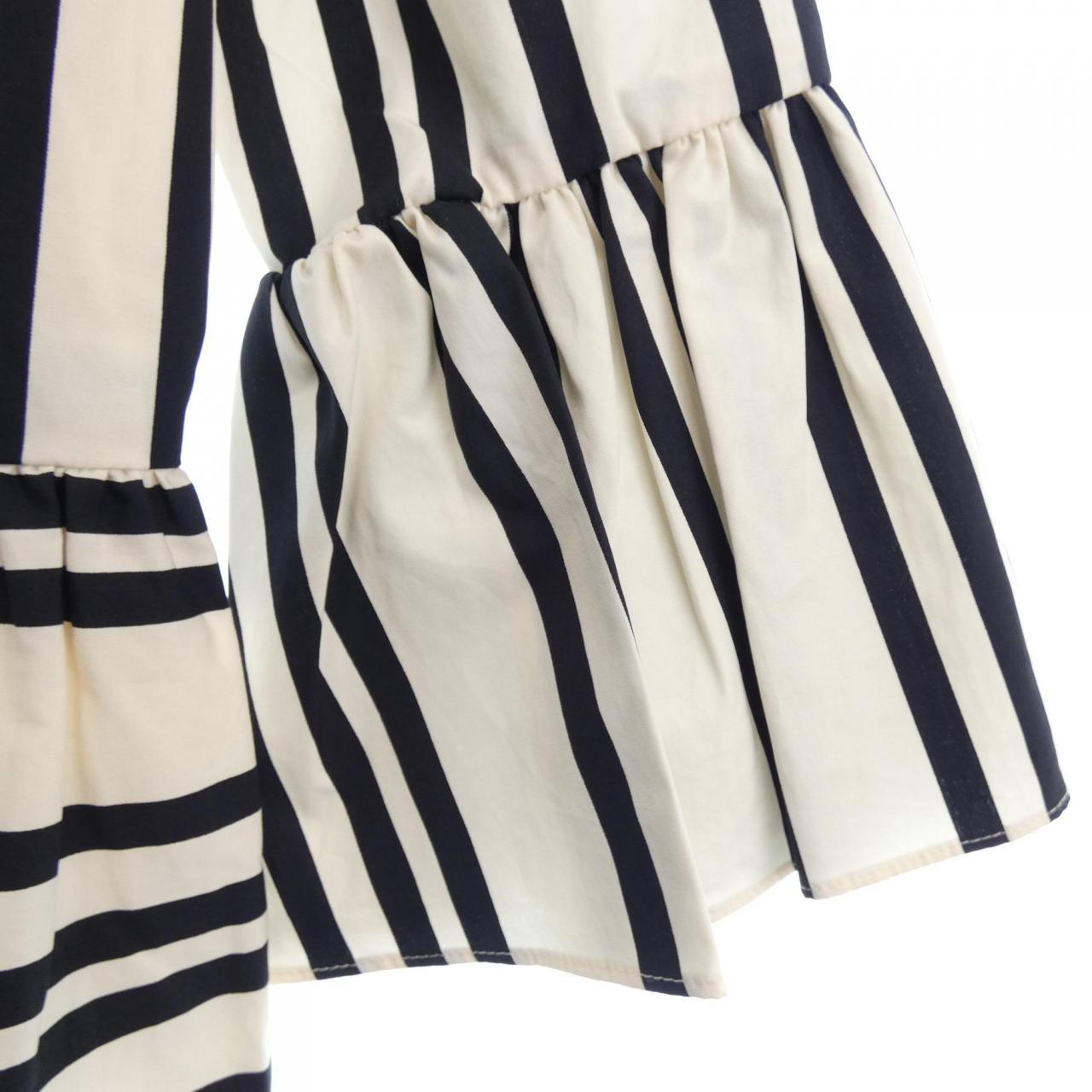 コメ兵 アリスアンドオリビア Alice Olivia ワンピース アリスアンドオリビア レディースファッション トップス その他 公式 日本最大級のリユースデパートkomehyo