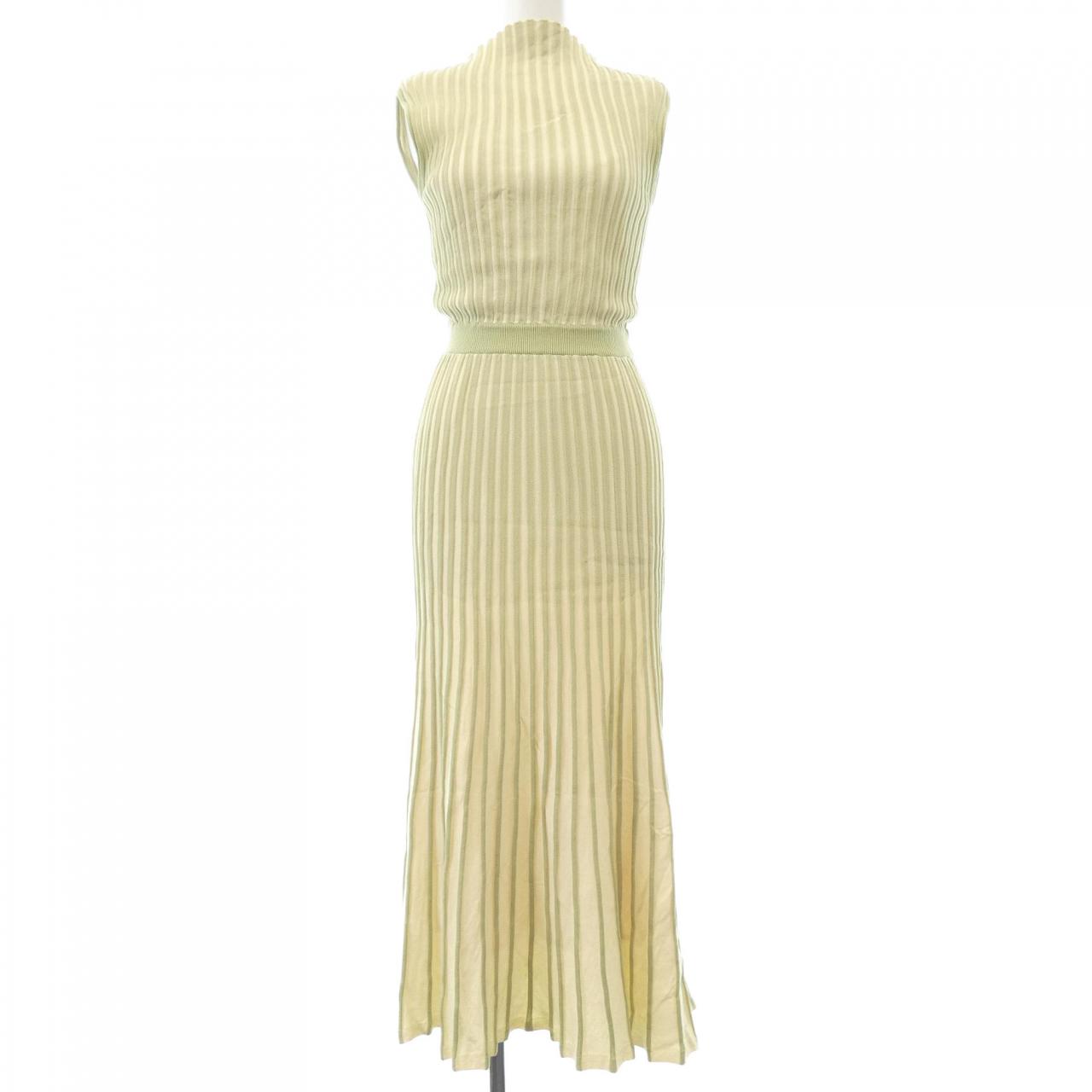 コメ兵 フレイアイディー Fray I D ワンピース フレイ アイディー レディースファッション トップス その他 公式 日本最大級のリユースデパートkomehyo