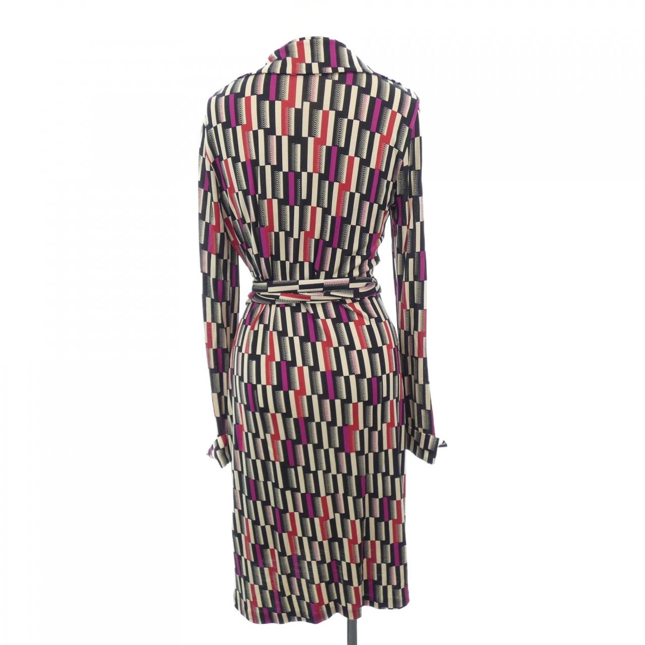 コメ兵 ダイアンフォンファステンバーグ Diane Vonfurstenberg ワンピース ダイアンフォンファステンバーグ レディースファッション トップス その他 公式 日本最大級のリユースデパートkomehyo