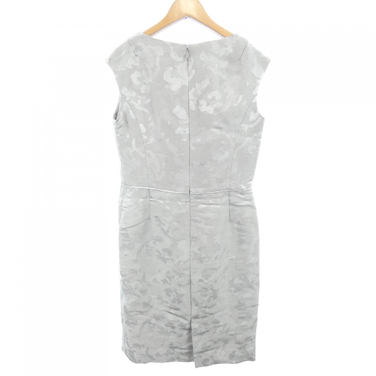 コメ兵 未使用品 ハナエモリ Hanae Mori ワンピース ハナエモリ レディースファッション トップス その他 公式 日本最大級のリユースデパートkomehyo