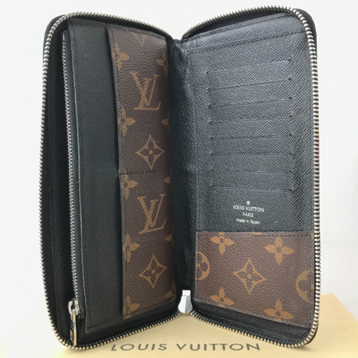 気質アップ 希少 ＬＯＵＩＳ ＶＵＩＴＴＯＮ ジッピーウォレット