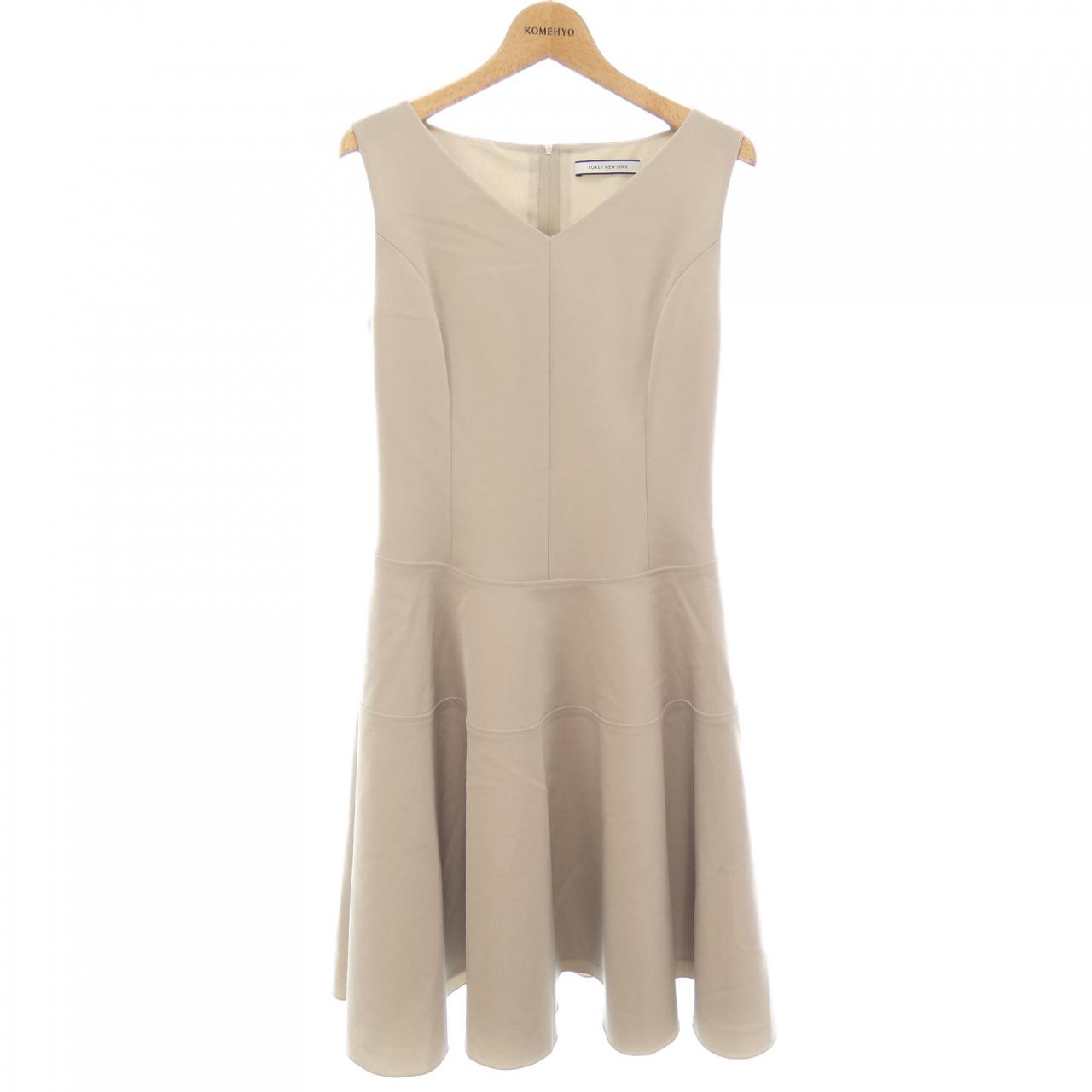 コメ兵 フォクシーニューヨーク Foxey New York ワンピース フォクシーニューヨーク レディースファッション トップス その他 公式 日本最大級のリユースデパートkomehyo