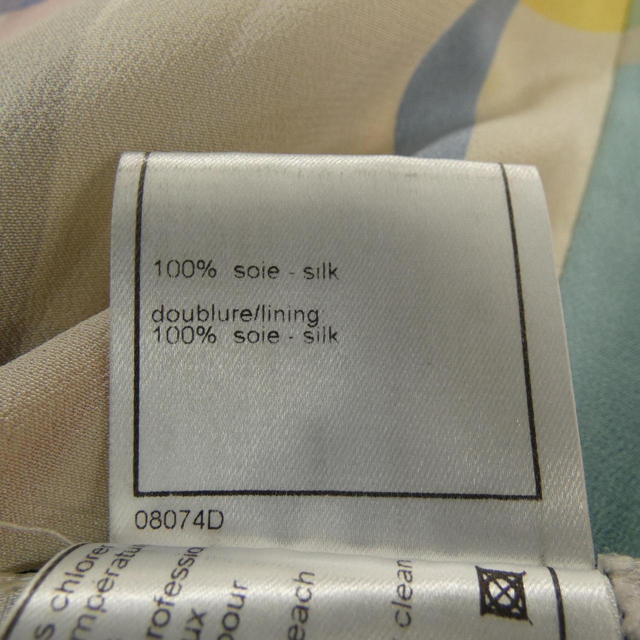 コメ兵 ヴィンテージ シャネル Chanel ワンピース シャネル レディースファッション トップス その他 その他 公式 日本最大級のリユースデパートkomehyo