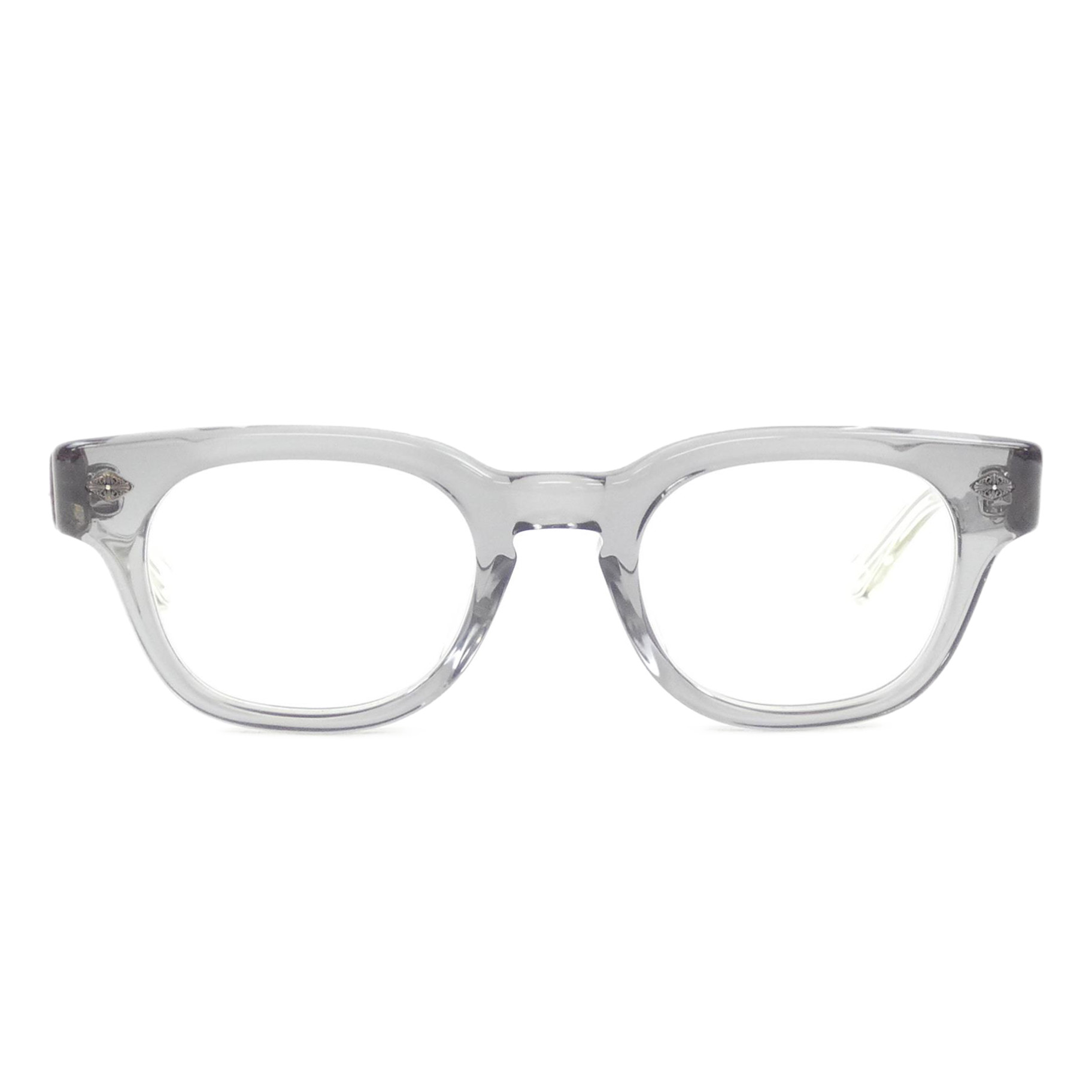 EYEWEAR
