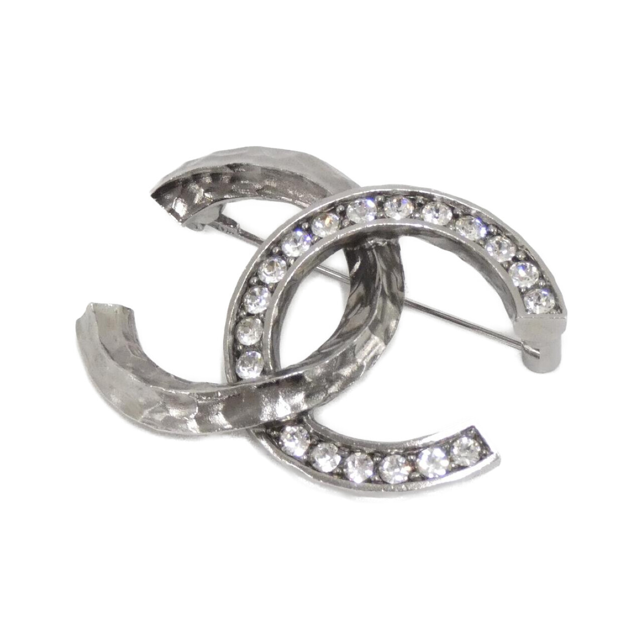 BROOCH