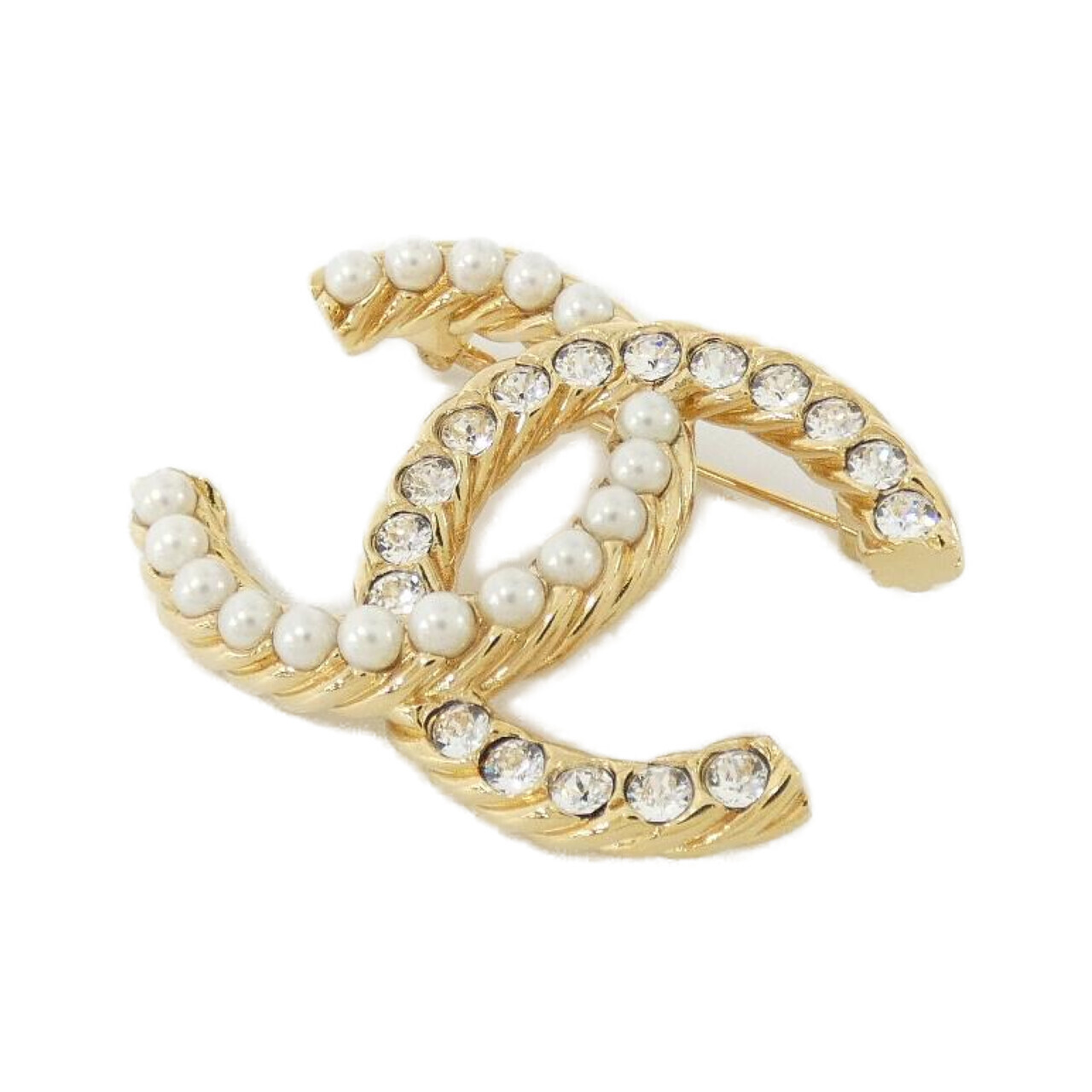 BROOCH