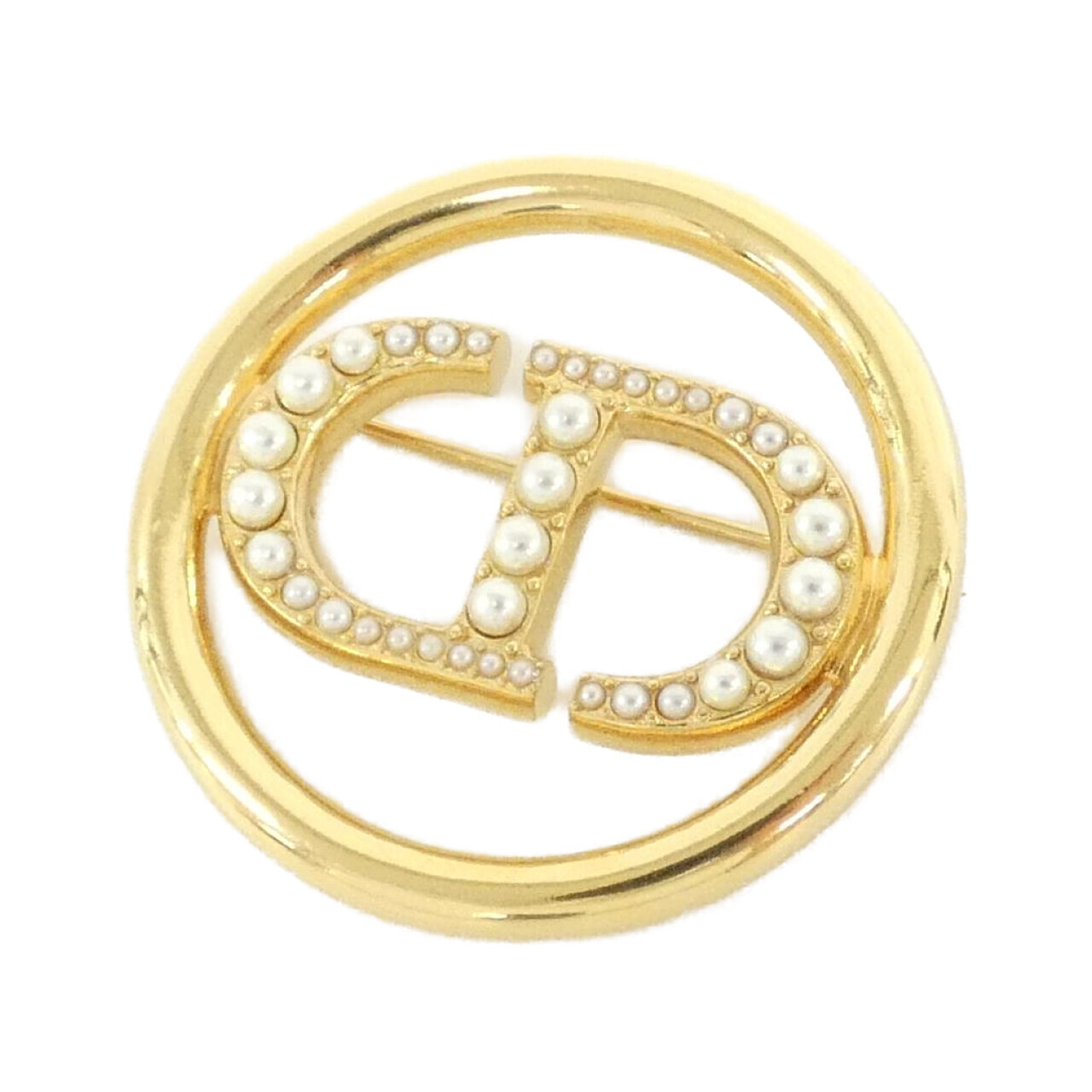 BROOCH