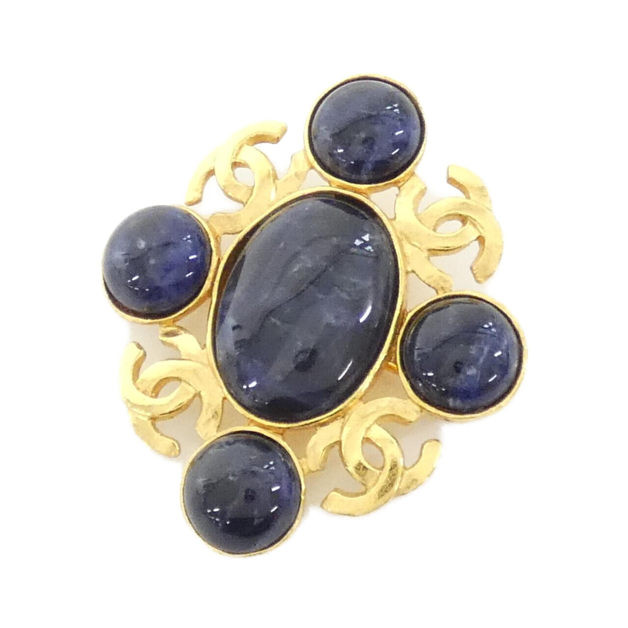 BROOCH
