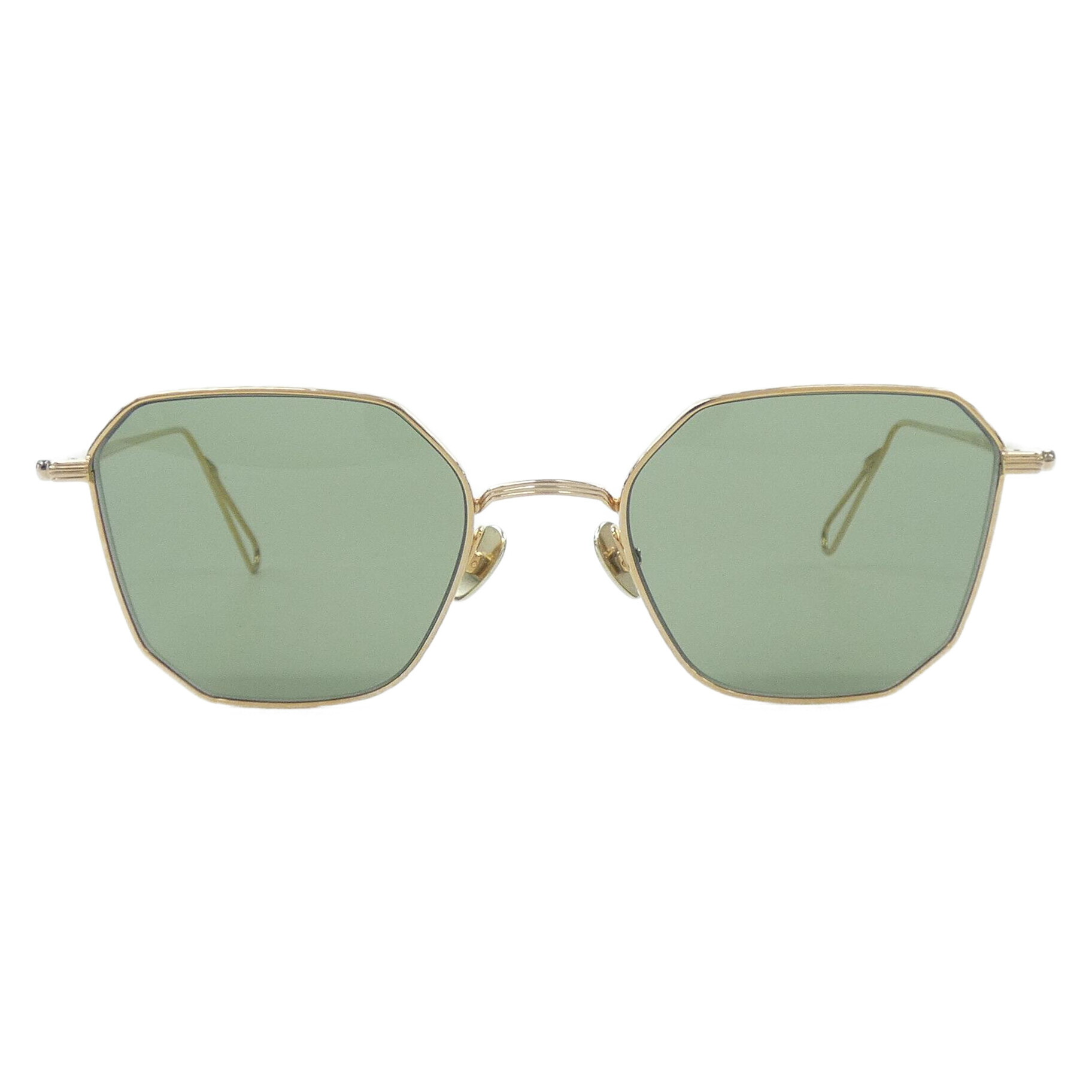 EYEWEAR