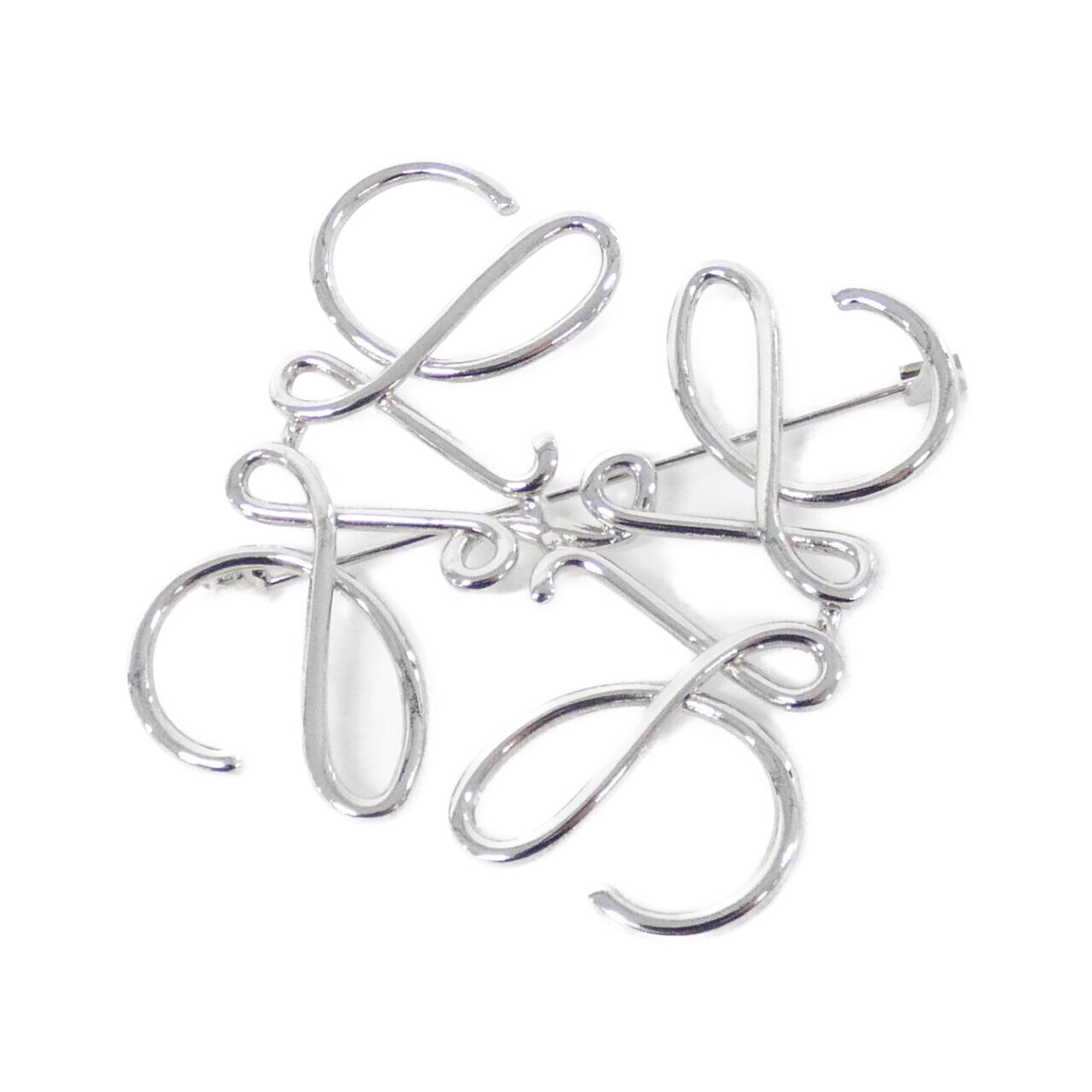 BROOCH