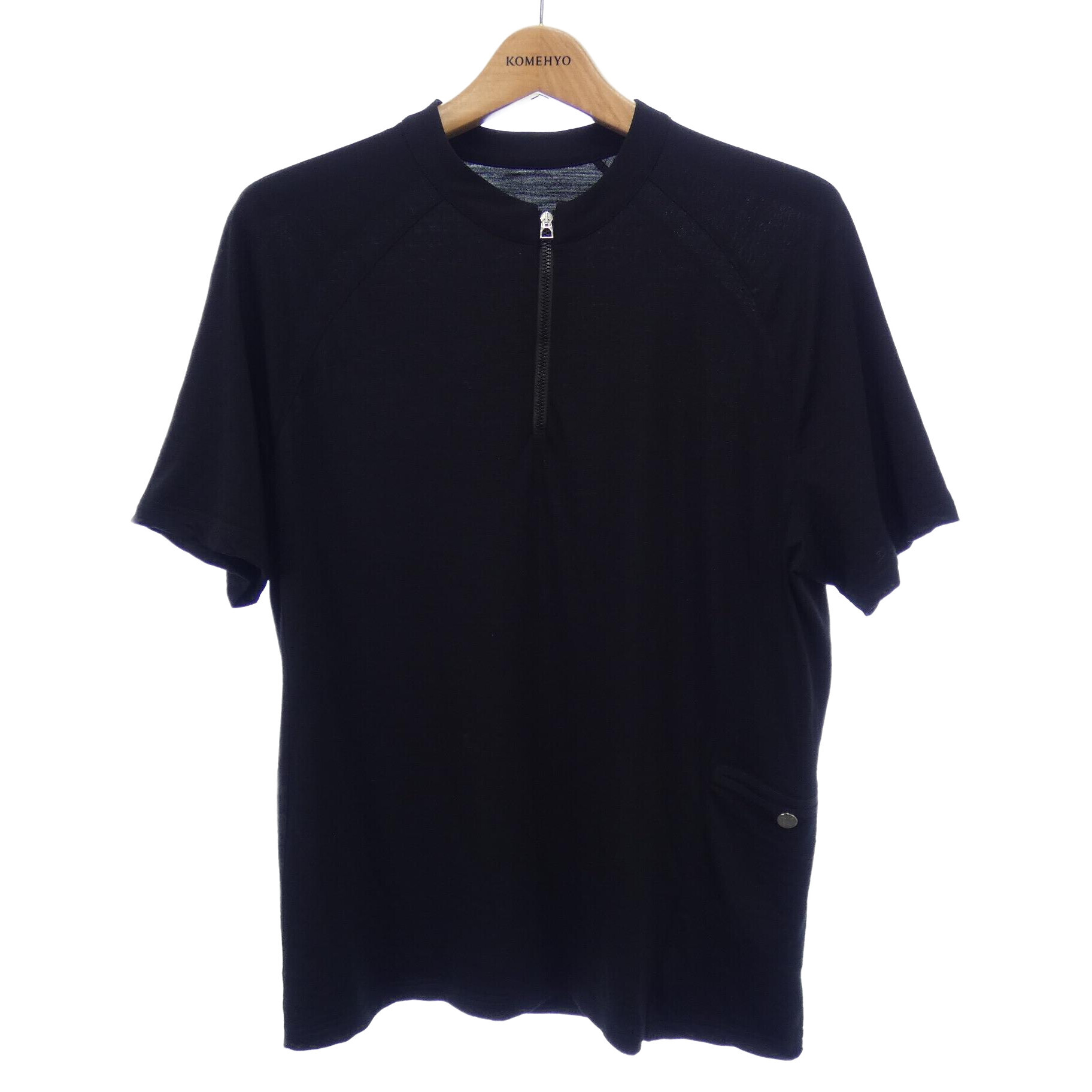 Ｔシャツ