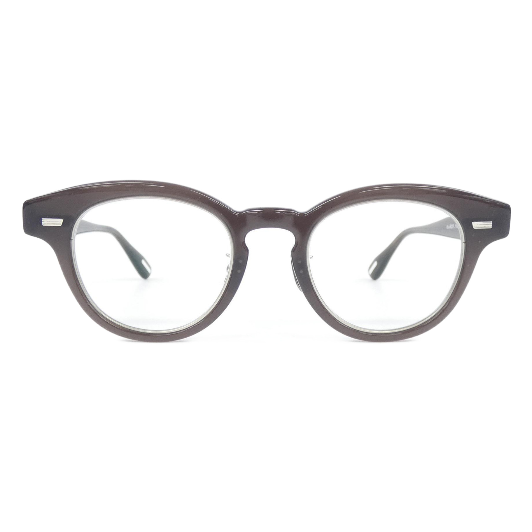 EYEWEAR