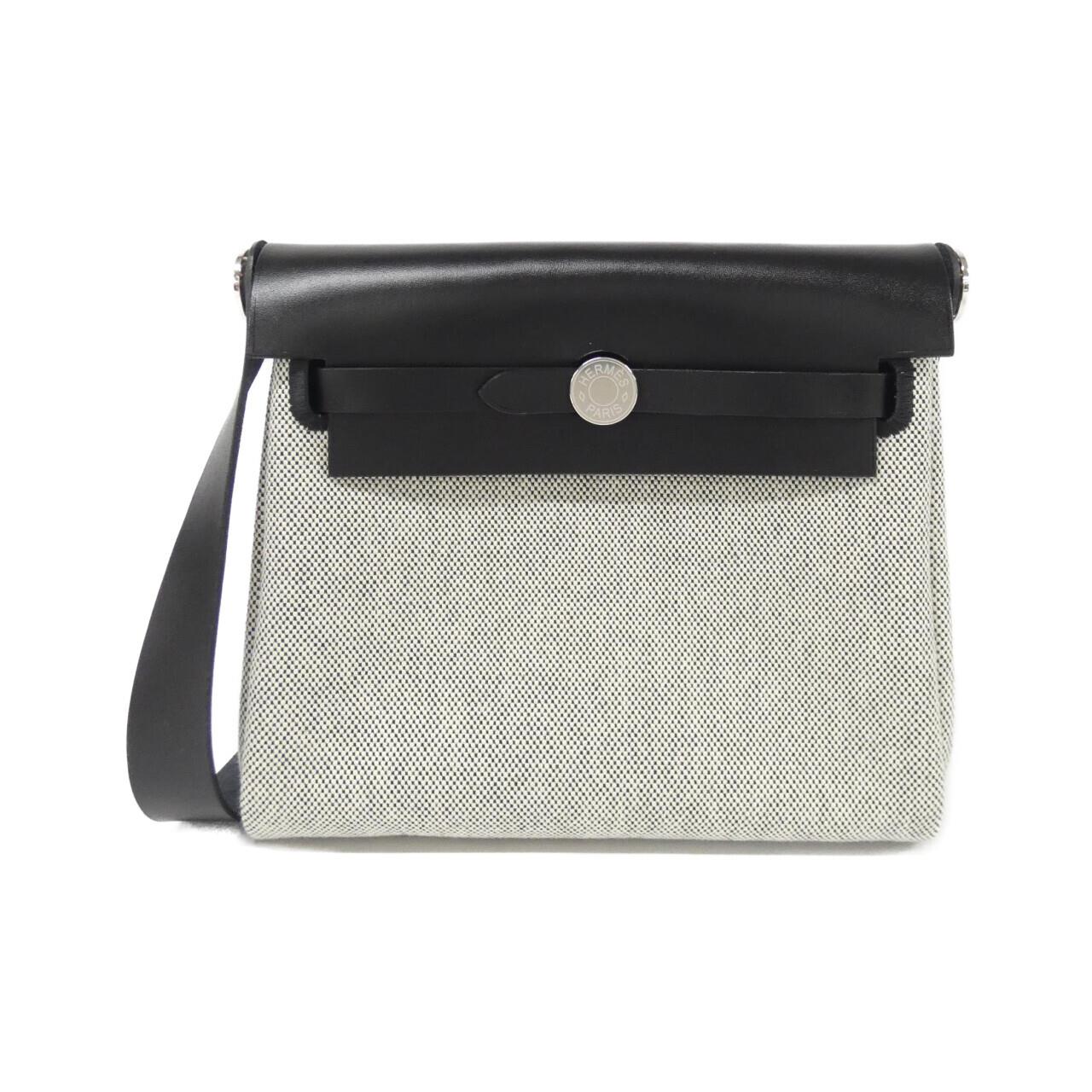 CROSS BODY BAG