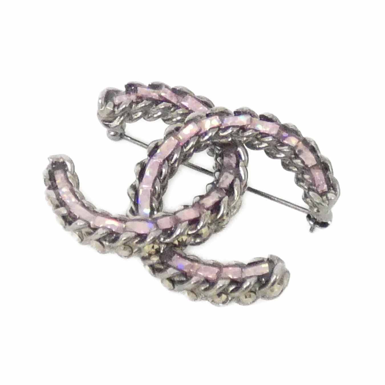 BROOCH