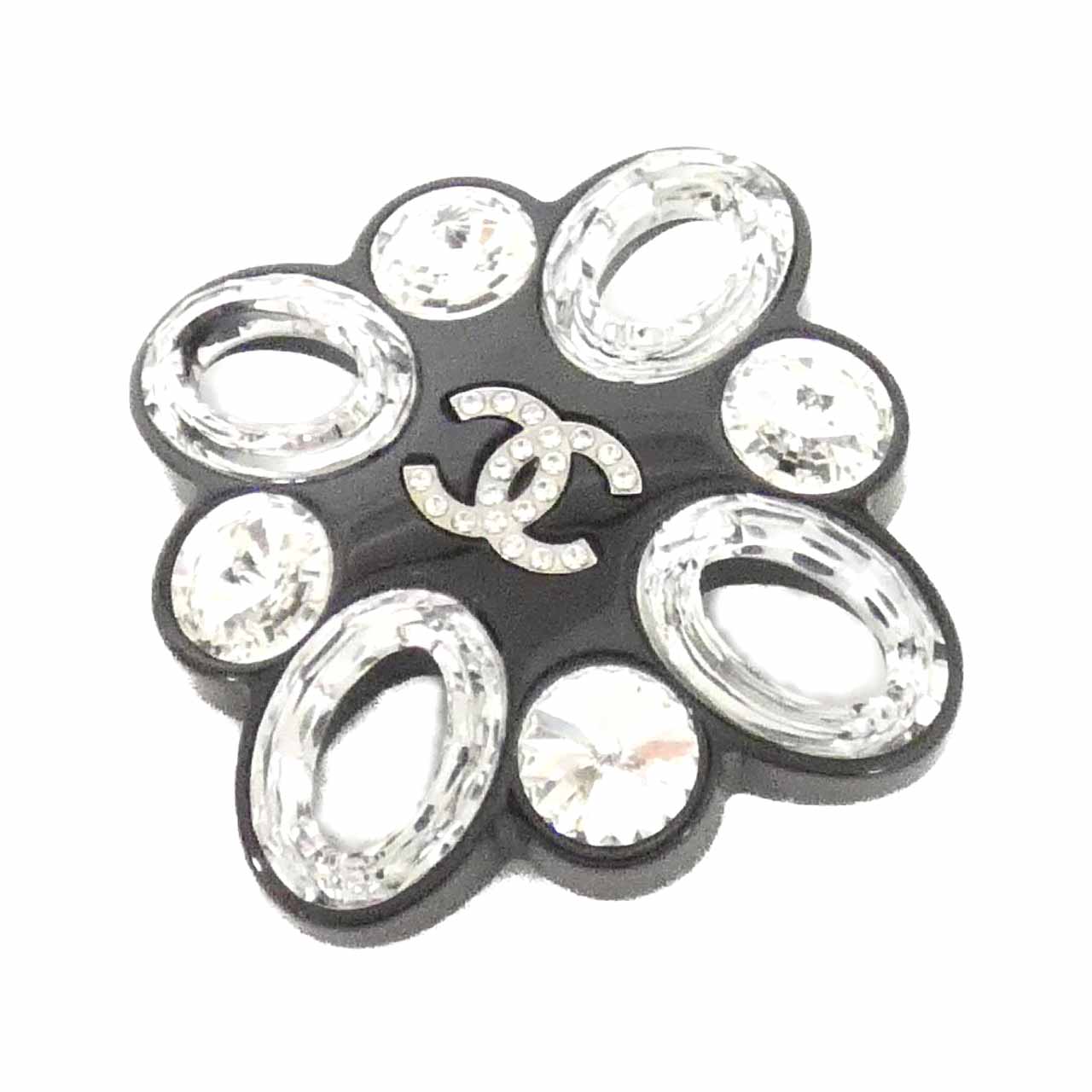BROOCH
