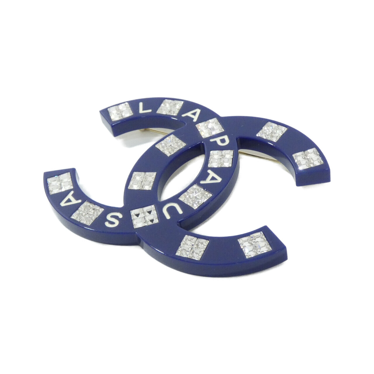 BROOCH