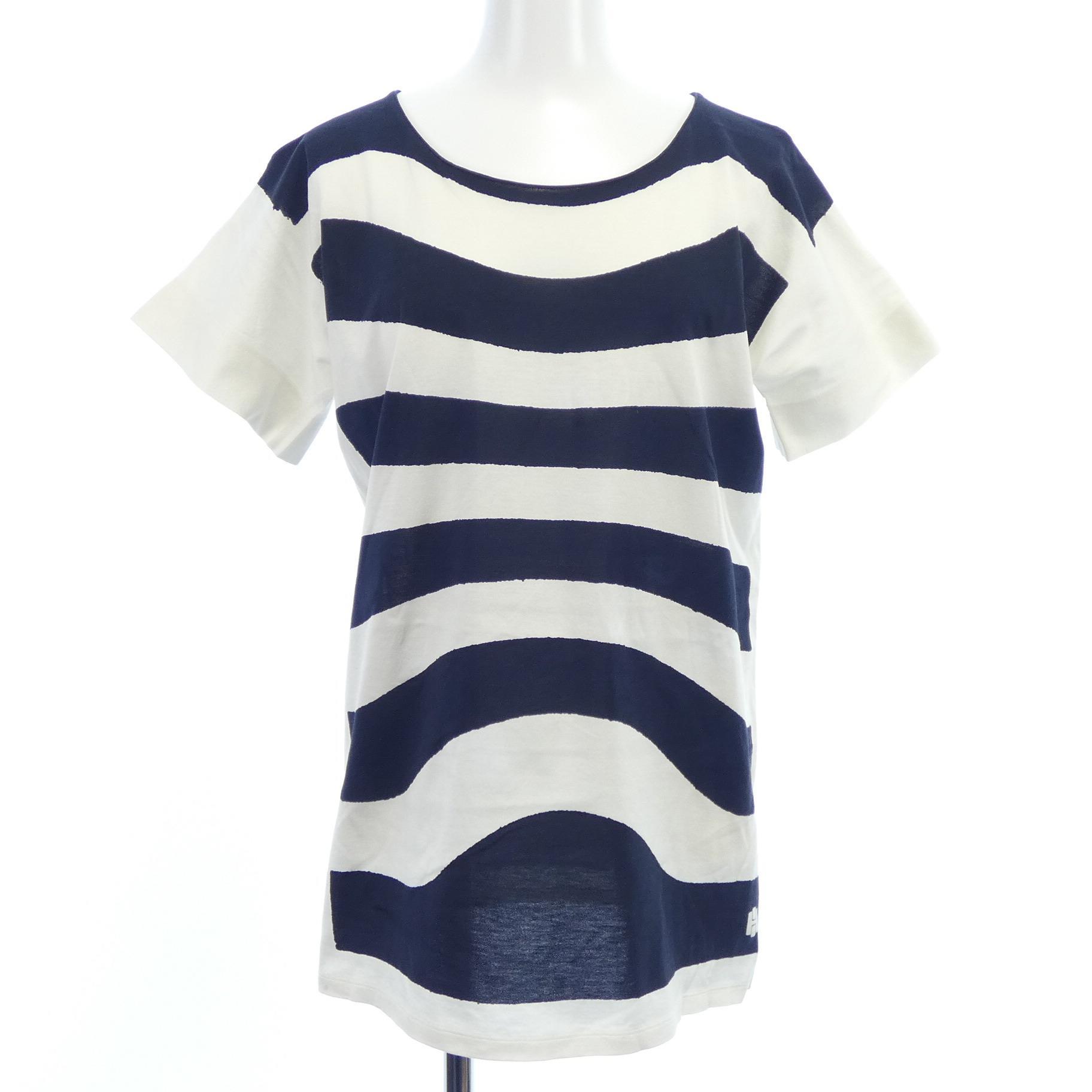 Ｔシャツ