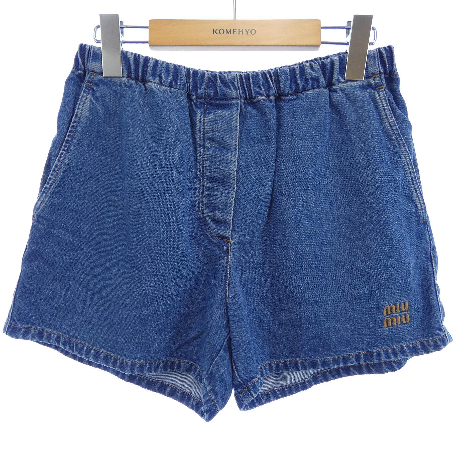 ショートパンツ