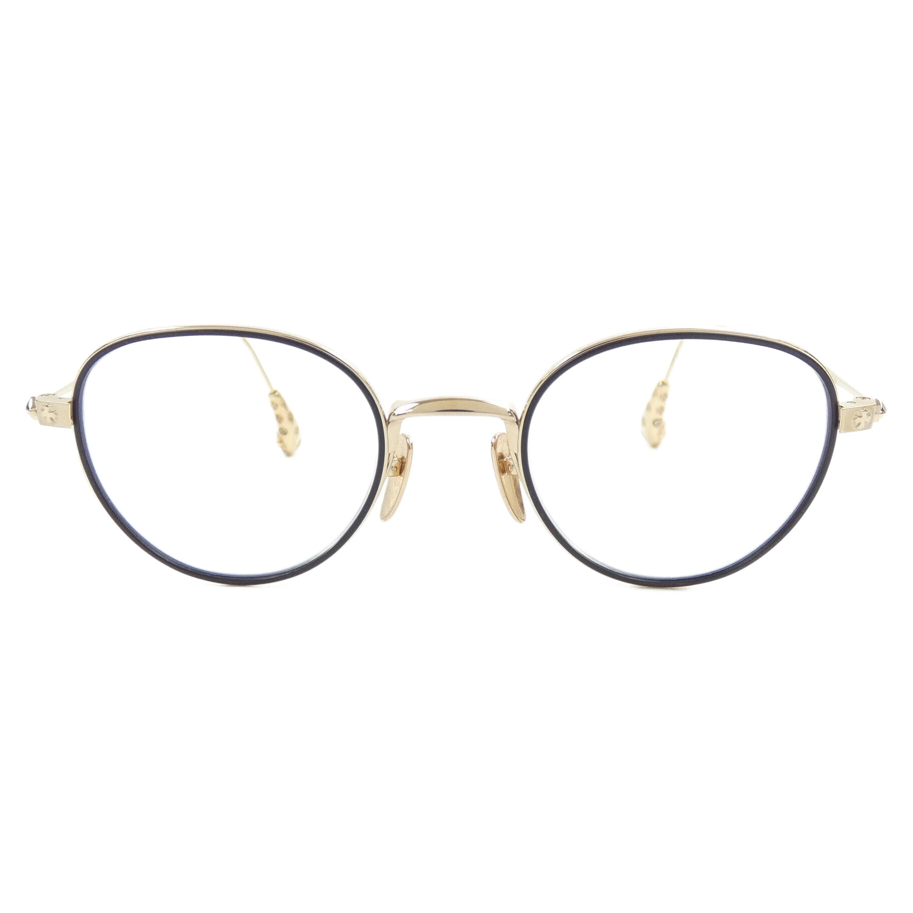 EYEWEAR