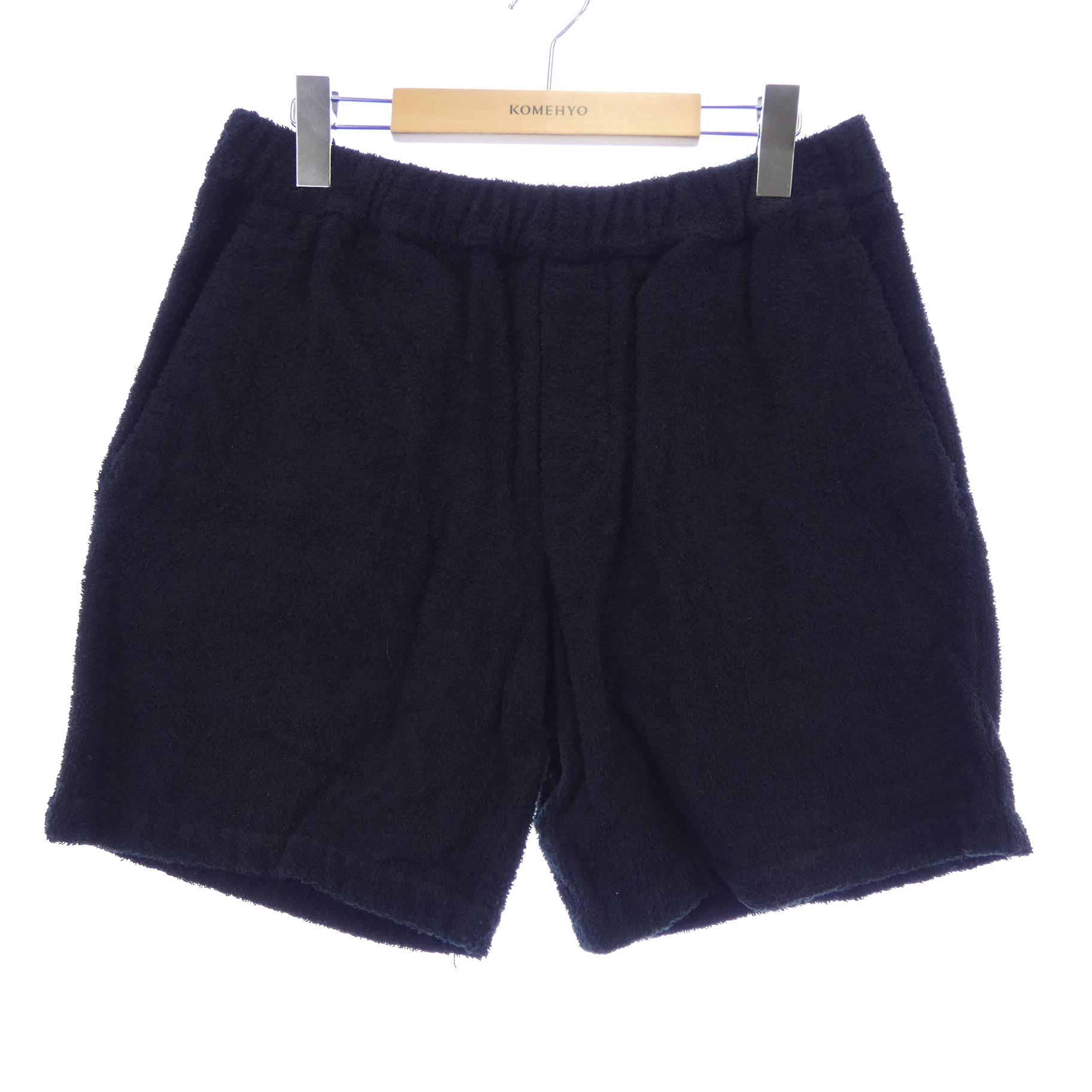 ショートパンツ