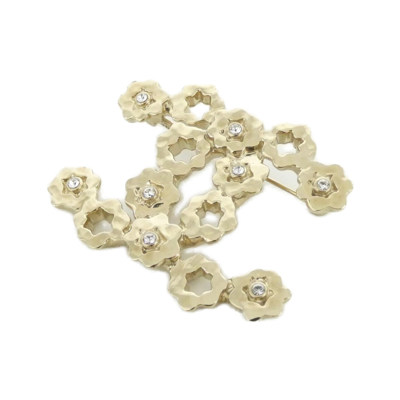 BROOCH