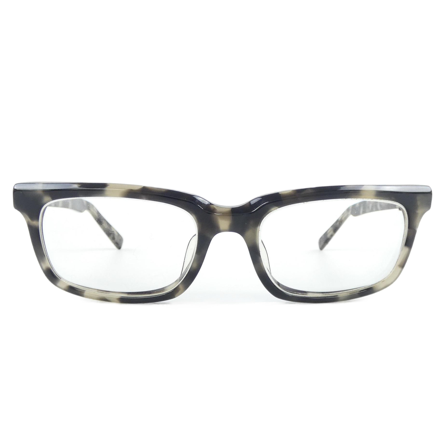 EYEWEAR
