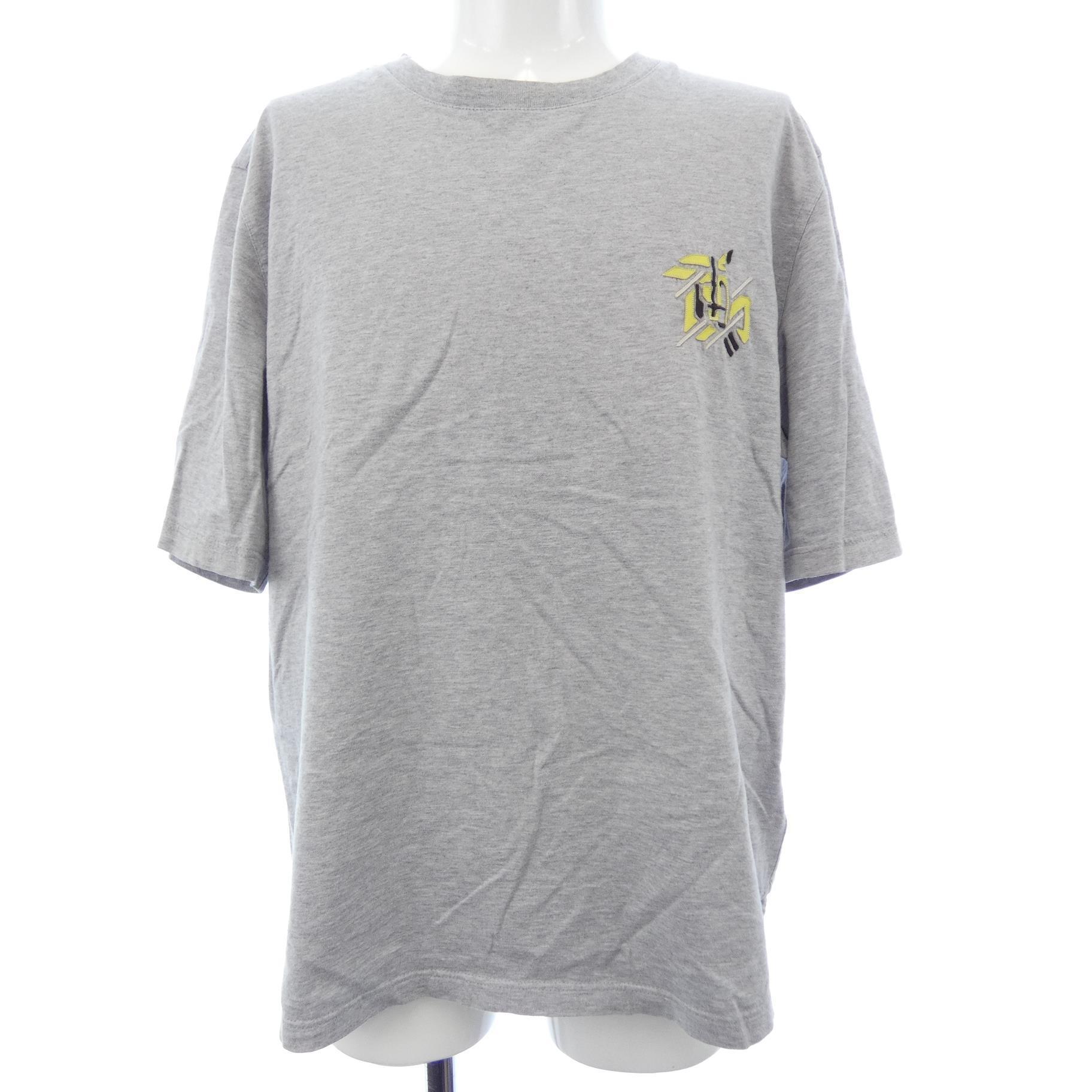 Ｔシャツ