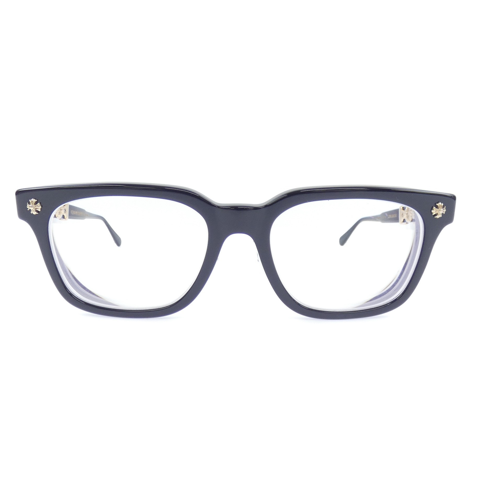 EYEWEAR