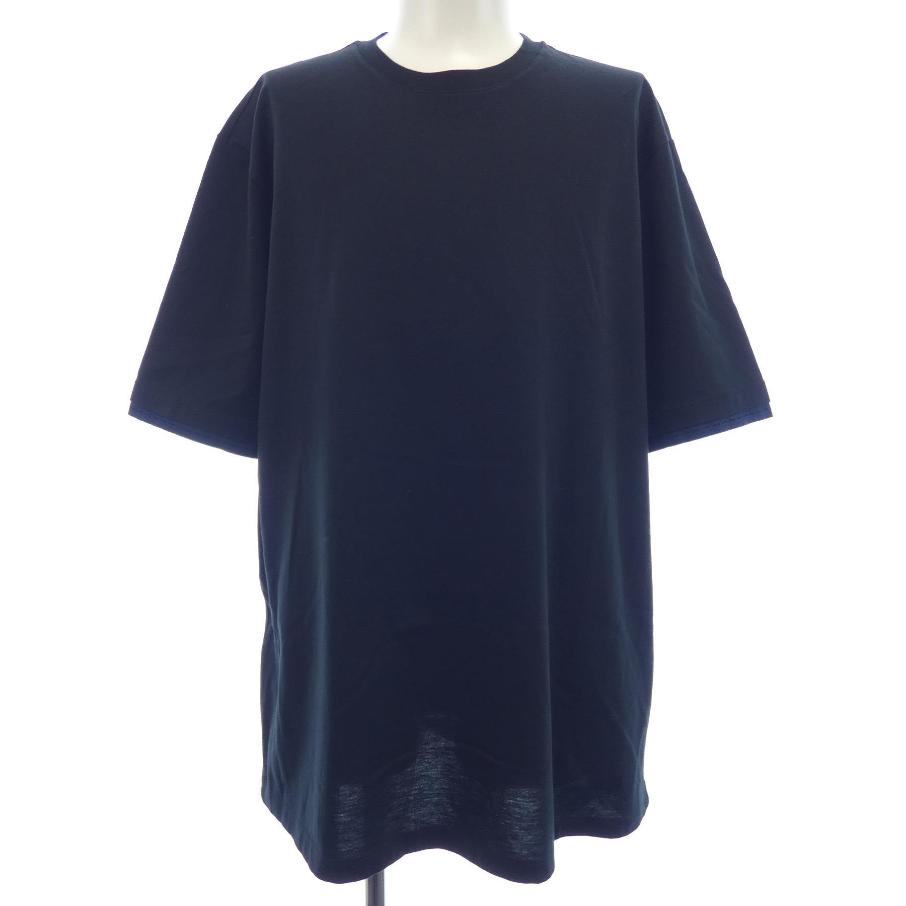 Ｔシャツ