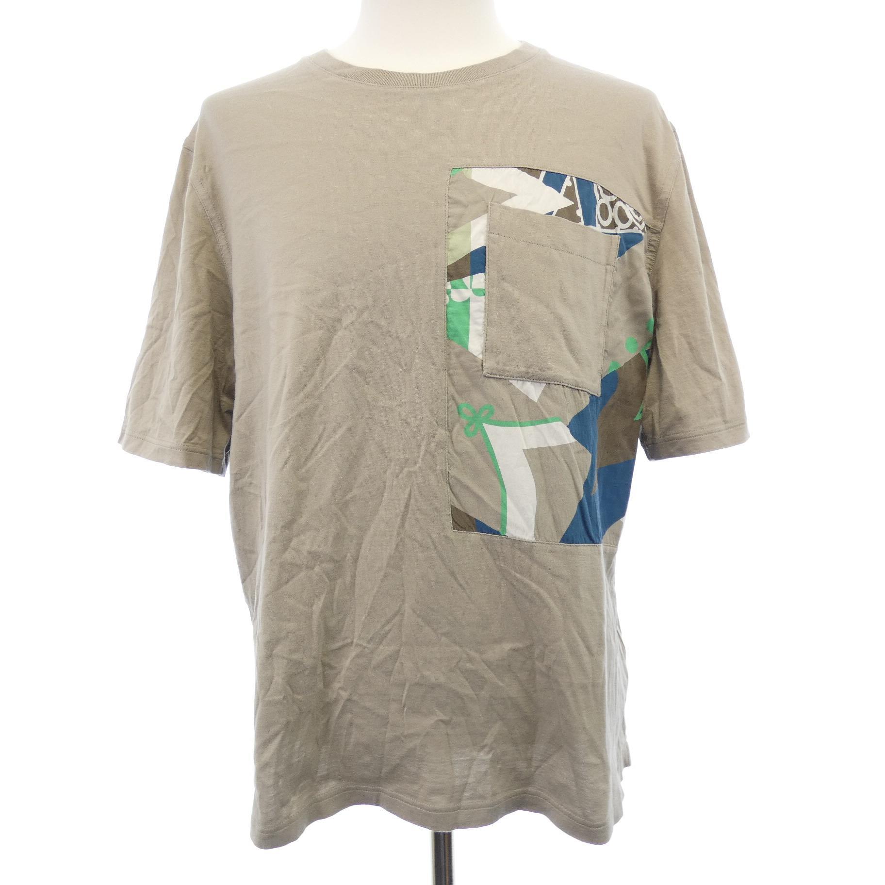 Ｔシャツ