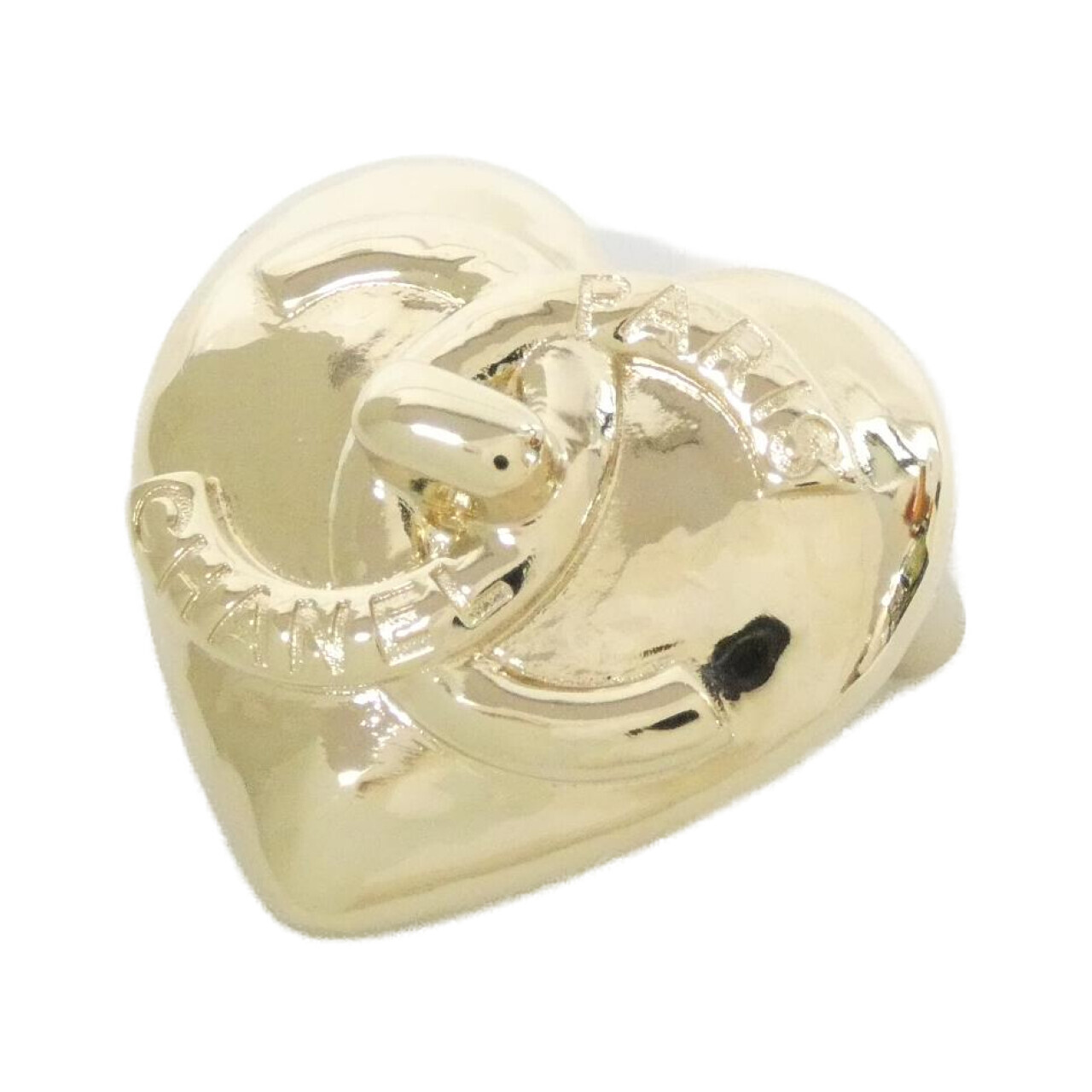 BROOCH