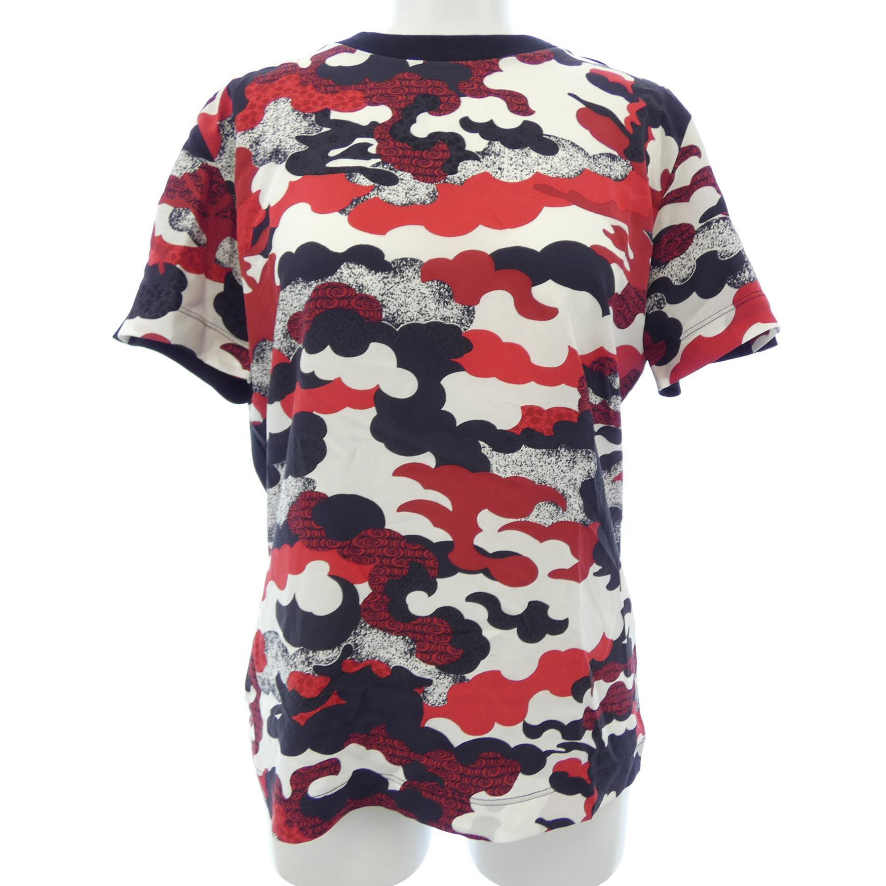 Ｔシャツ