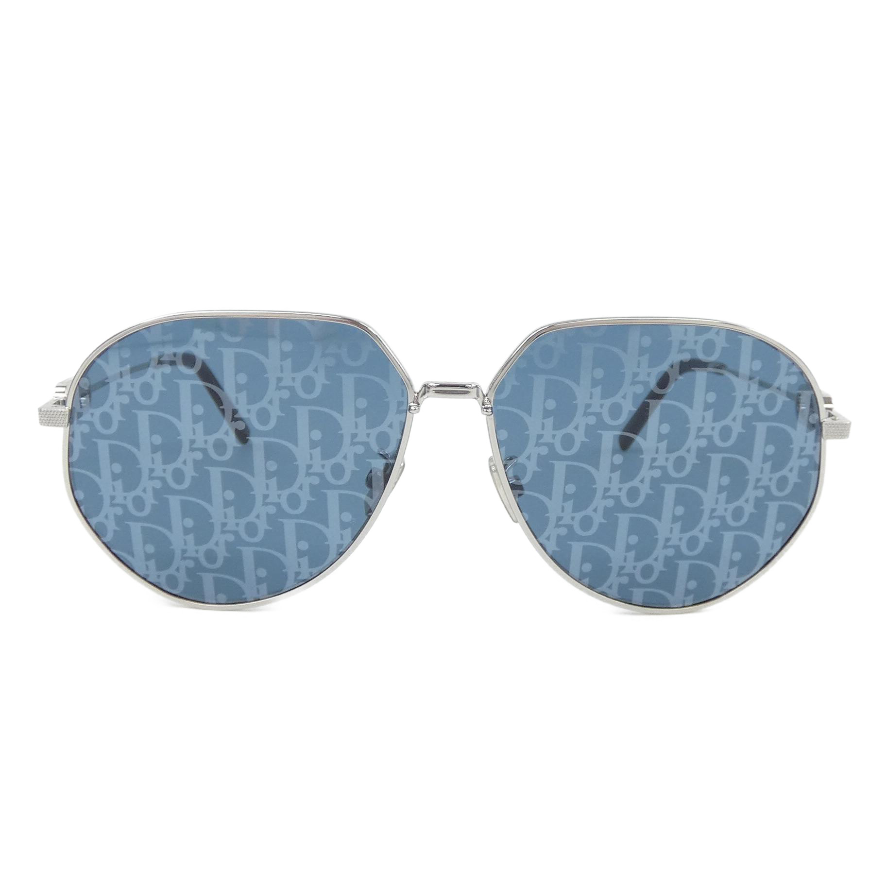 EYEWEAR