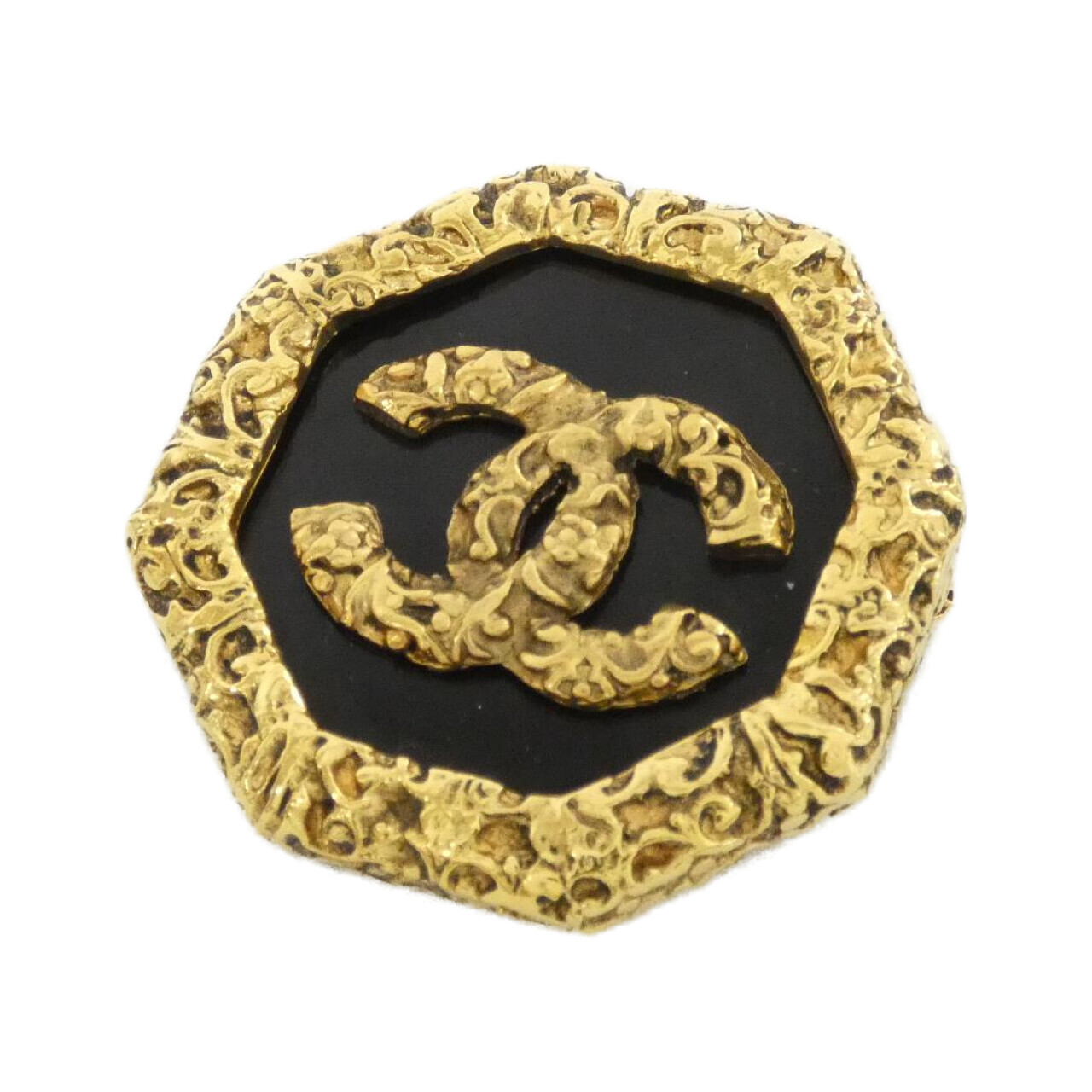 BROOCH